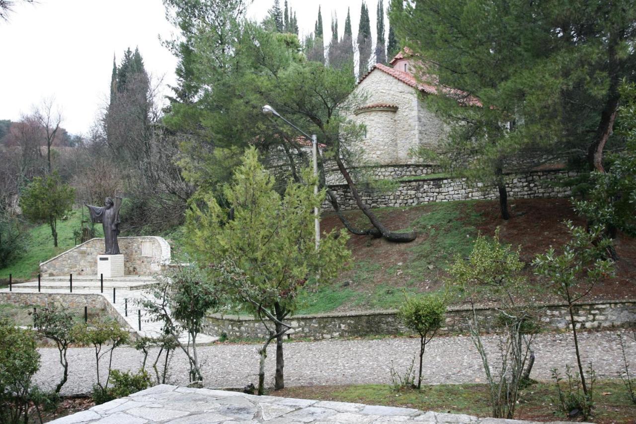 Amadriades Kalavryta Exterior foto